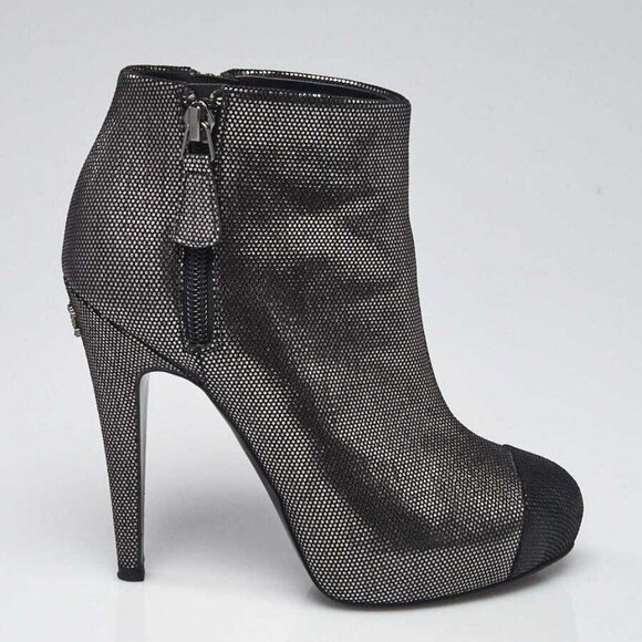 Chanel Silver Metallic Leather Cap Toe Ankle Boots Size 4.5/35 - Picture 4 of 5